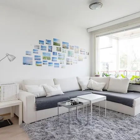 Cozy And Convenient Flat In 아파트 *